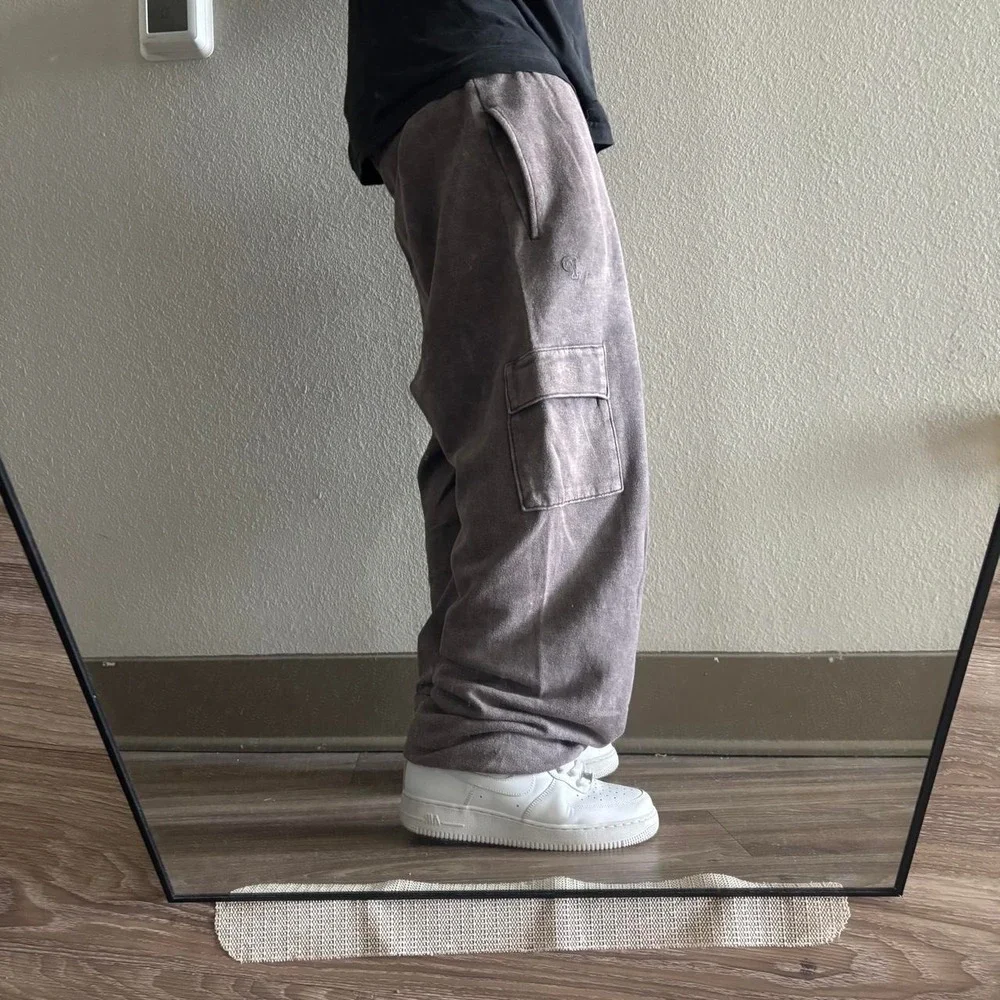 Vintage Y2K/2000s Baggy Faded Grey Skater Cargo Sweatpants! Fits L